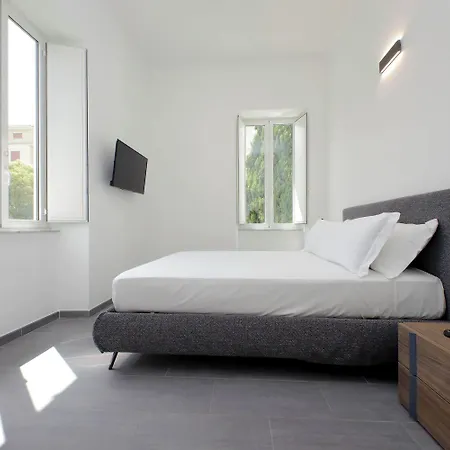 Youroom Monteverde - 4* Roma